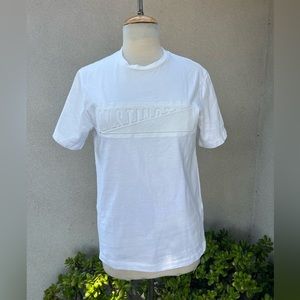 8SECONDS white t shirt 3D raised Instin? Sz S/M
